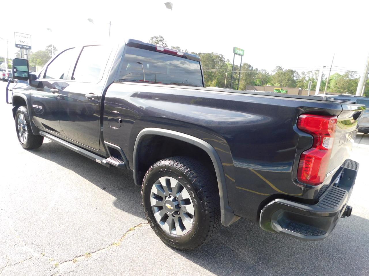 Chevrolet Silverado 2500HD 4WD Crew Cab 159" Custom 2024