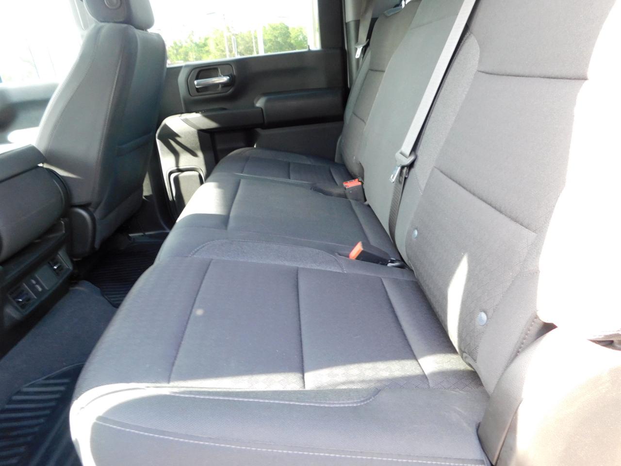 Chevrolet Silverado 2500HD 4WD Crew Cab 159" Custom 2024