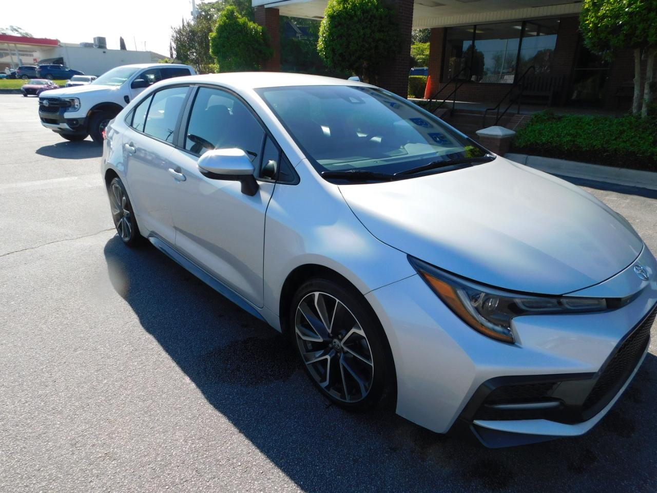 Toyota Corolla SE CVT 2022