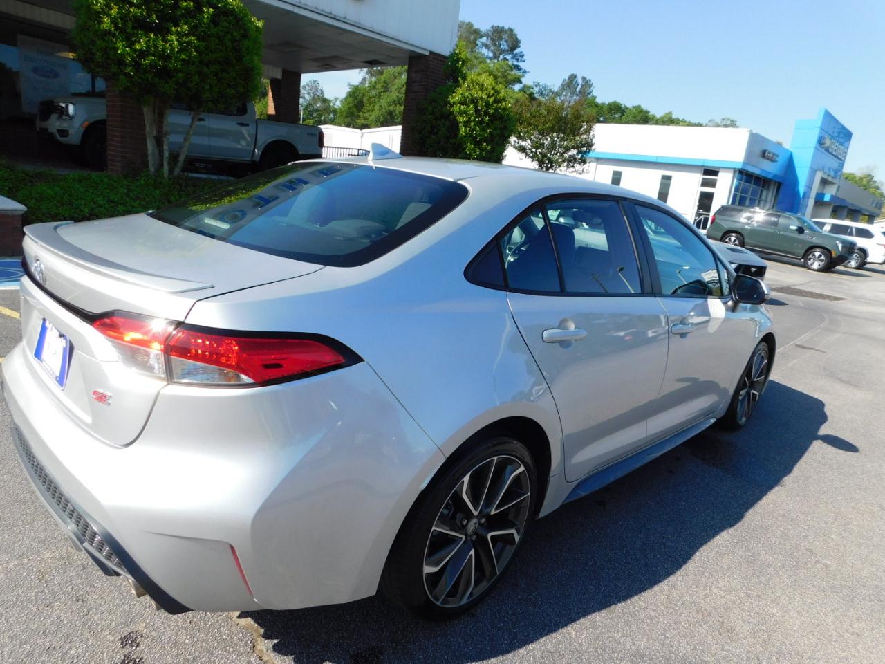 Toyota Corolla SE CVT 2022