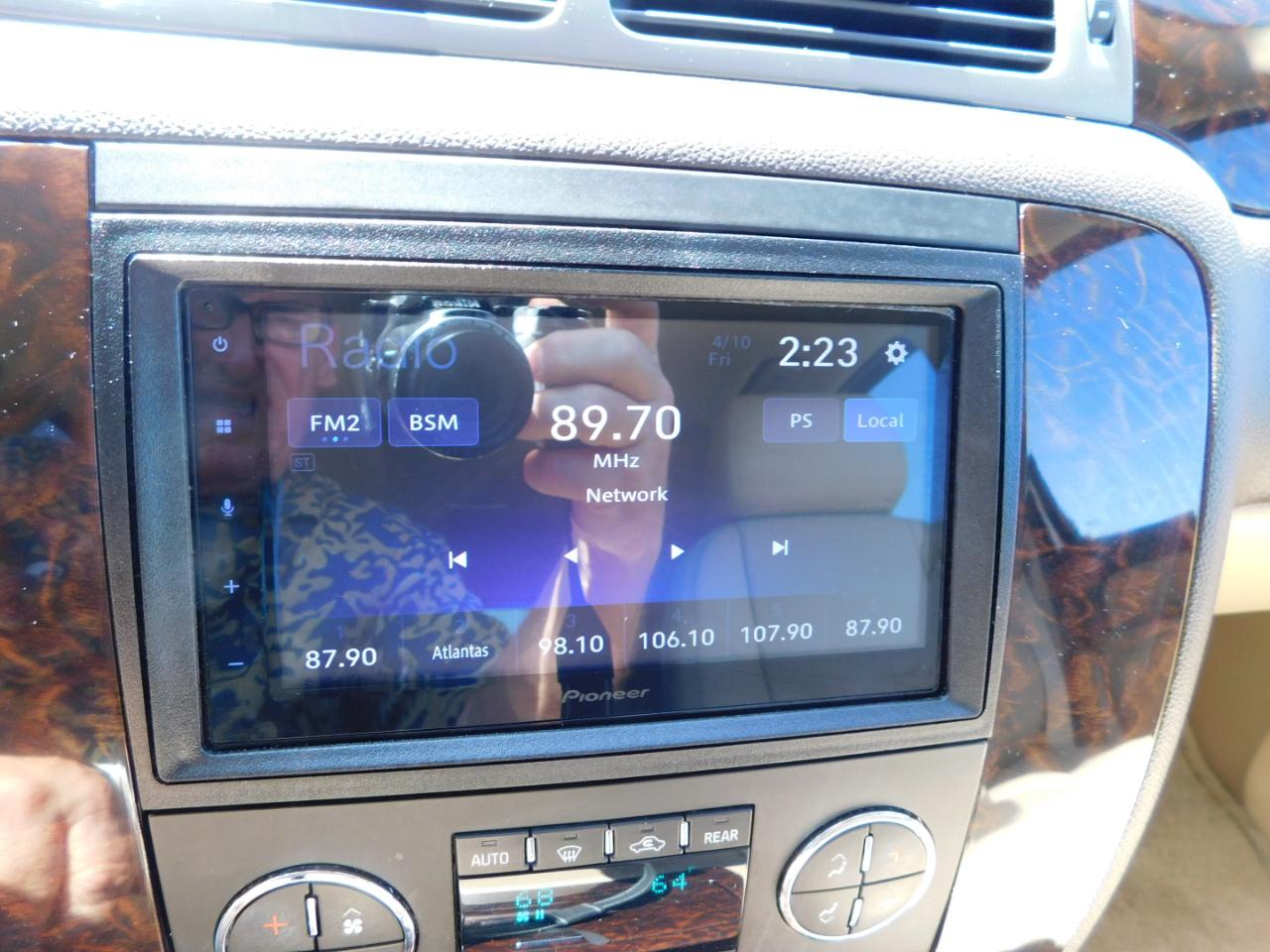 GMC Yukon 2WD 4dr Denali 2014