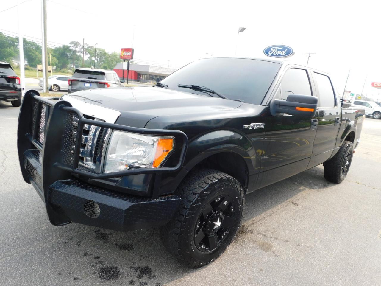 Ford F-150 4WD SuperCrew 145" XLT 2010