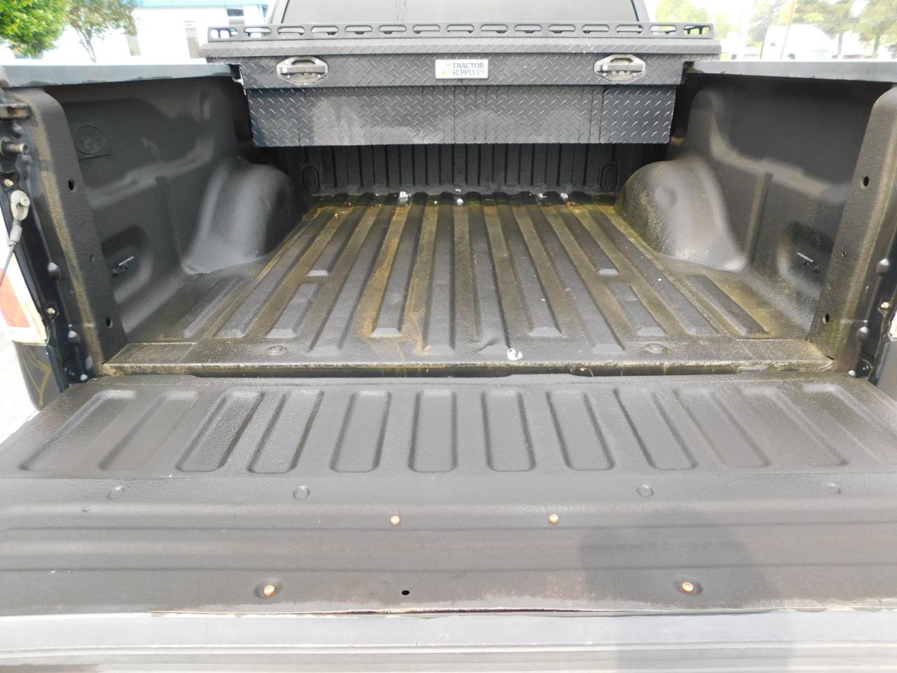 Ford F-150 4WD SuperCrew 145" XLT 2010