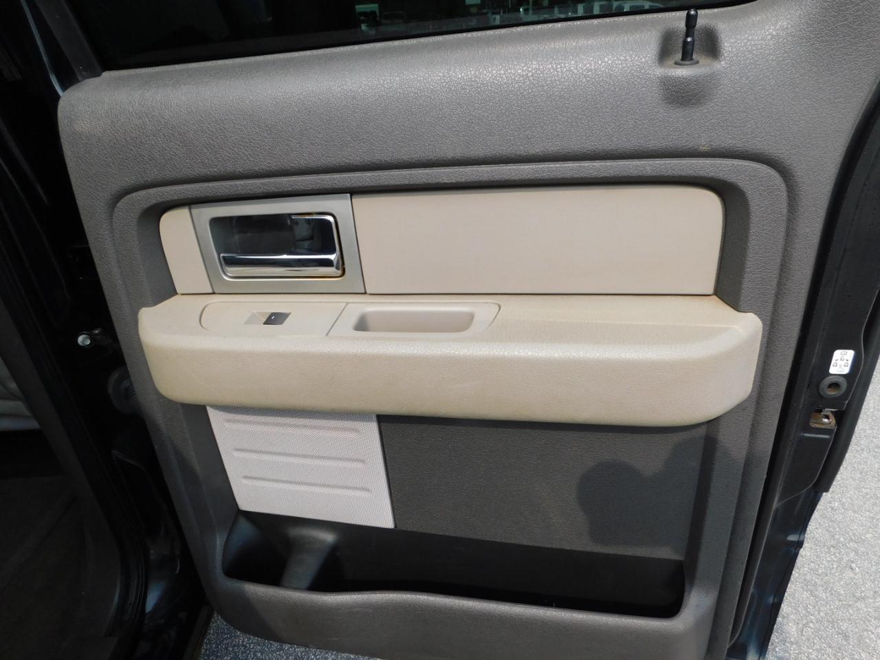 Ford F-150 4WD SuperCrew 145" XLT 2010