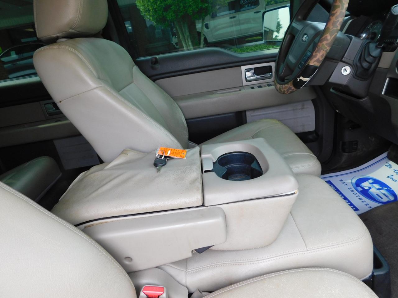 Ford F-150 4WD SuperCrew 145" XLT 2010