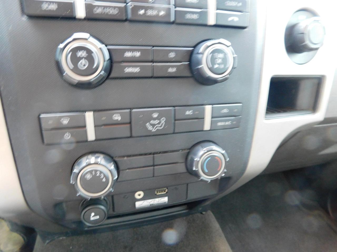 Ford F-150 4WD SuperCrew 145" XLT 2010