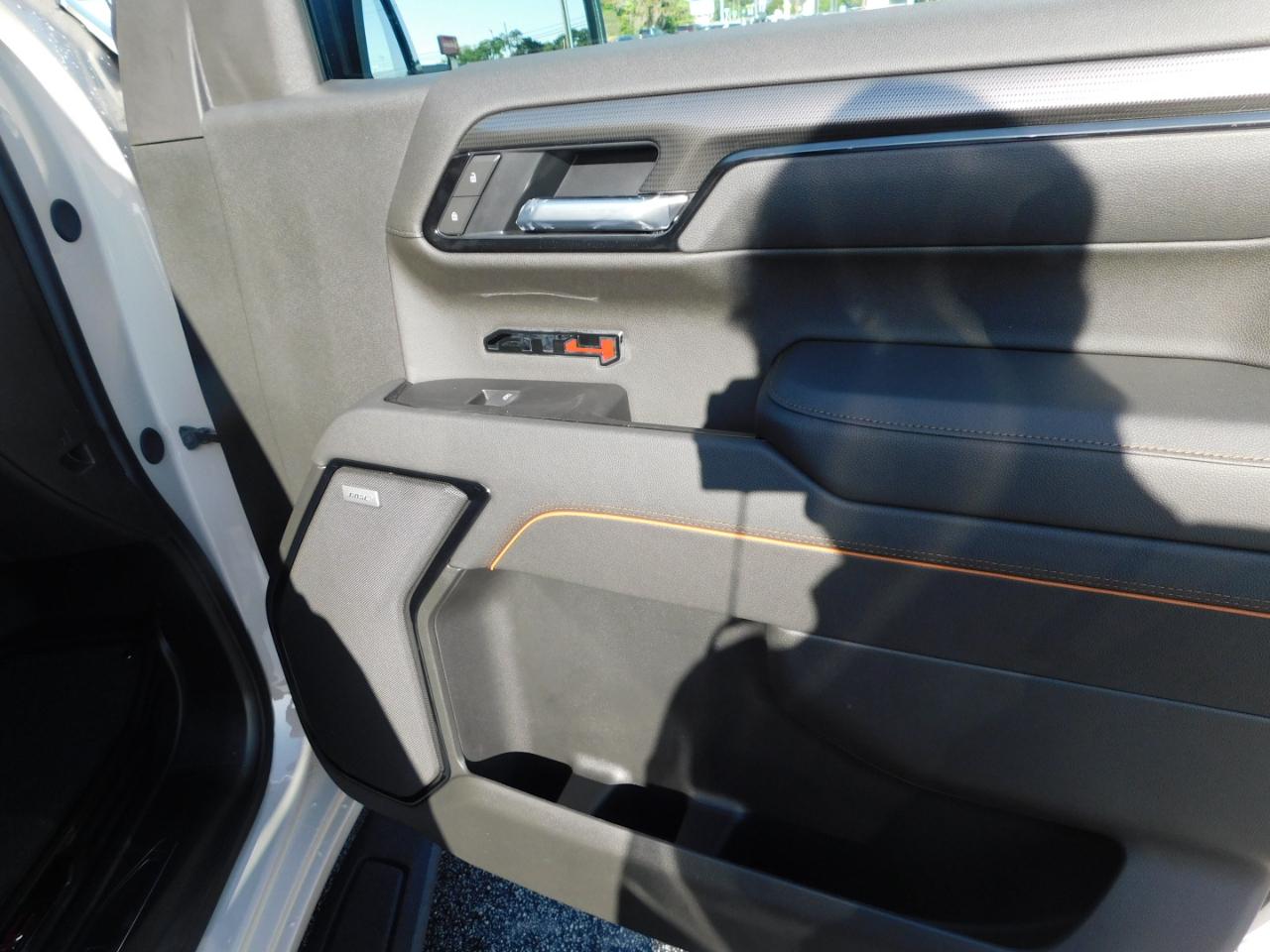 GMC Sierra 1500 4WD Crew Cab 147" AT4 2026