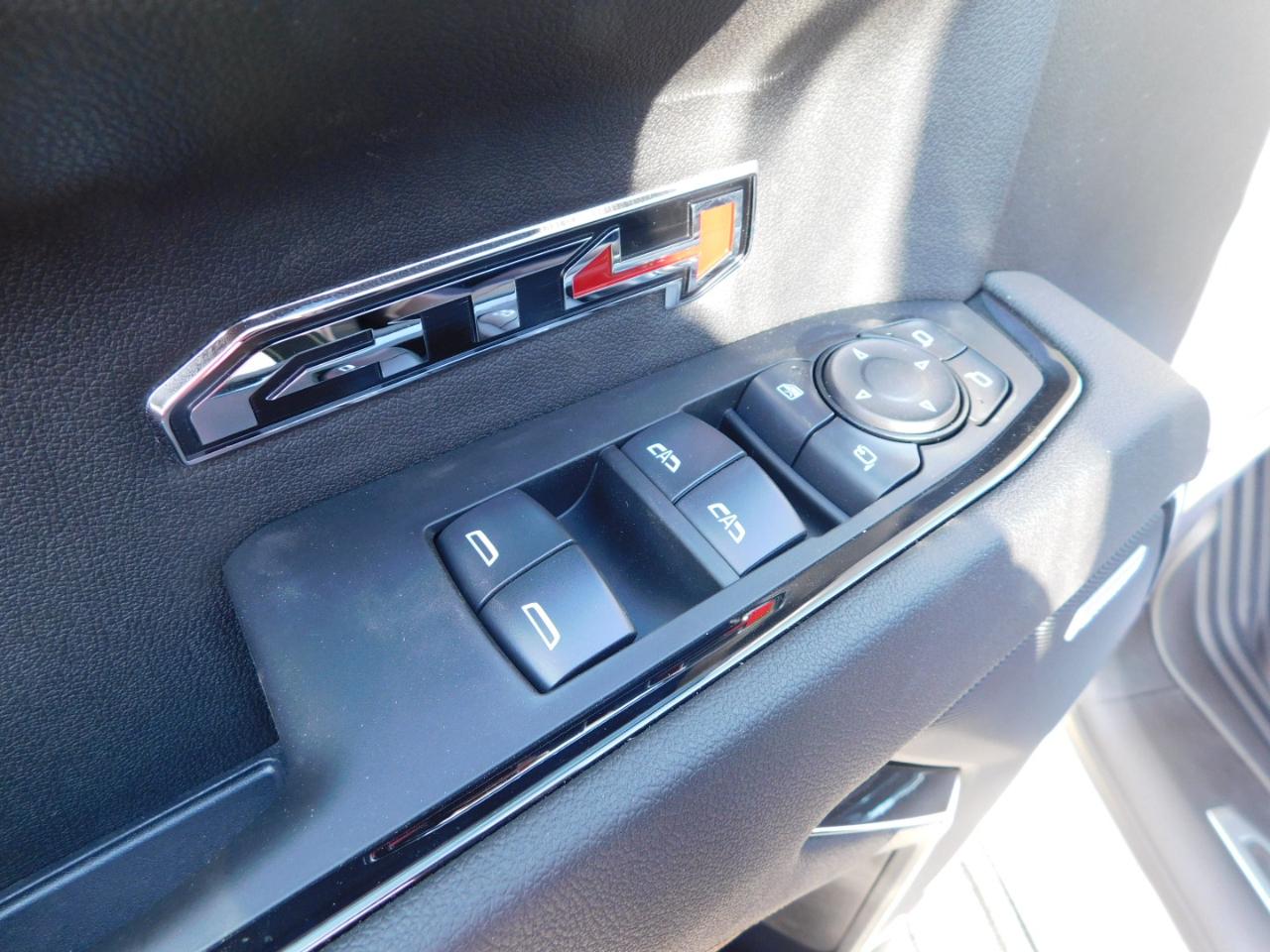 GMC Sierra 1500 4WD Crew Cab 147" AT4 2026
