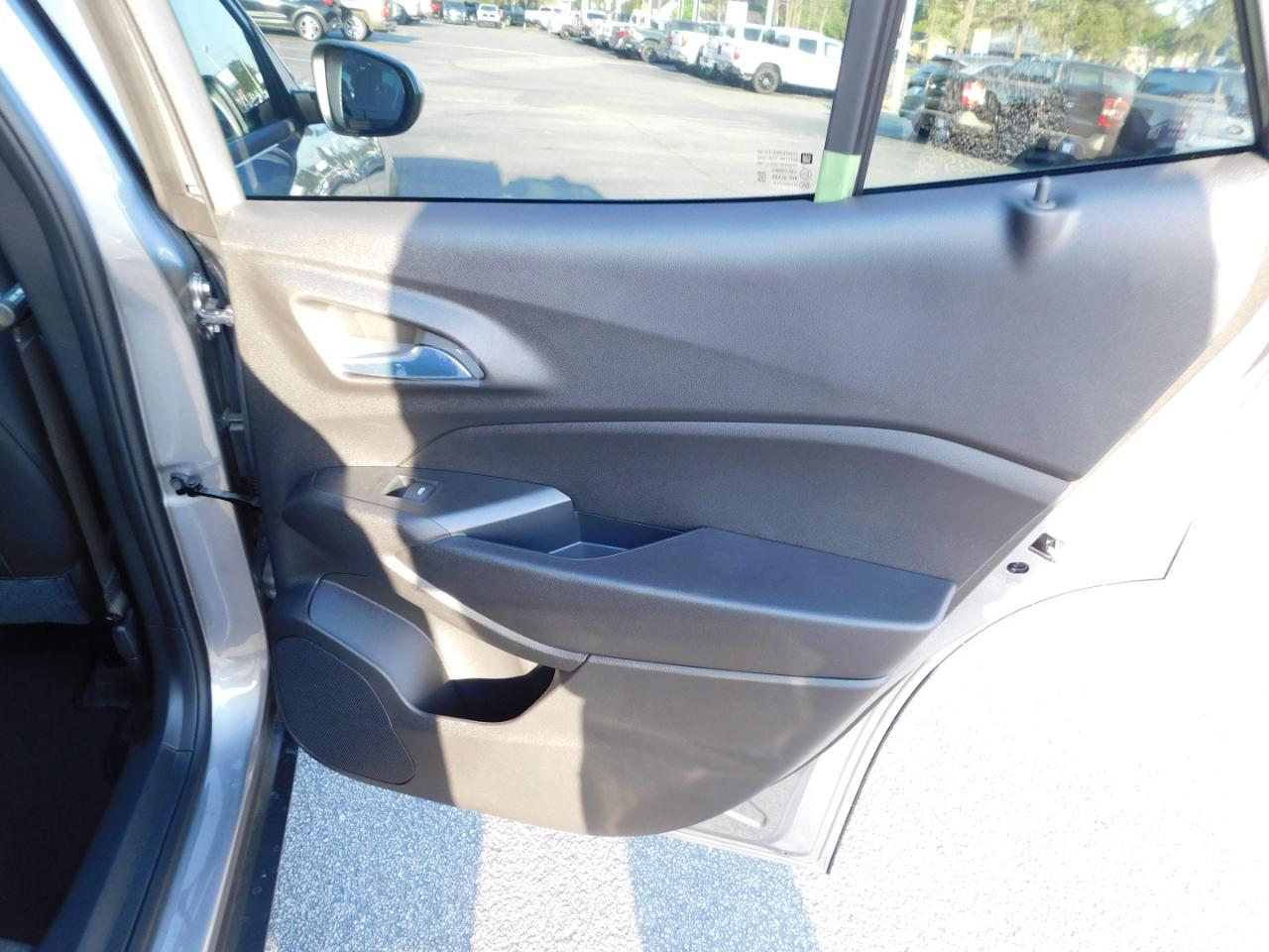 Chevrolet Trax FWD 4dr LT 2026