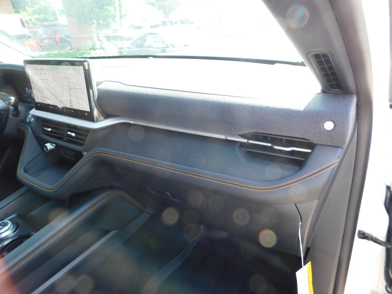 Ford Explorer Tremor 4WD 2026