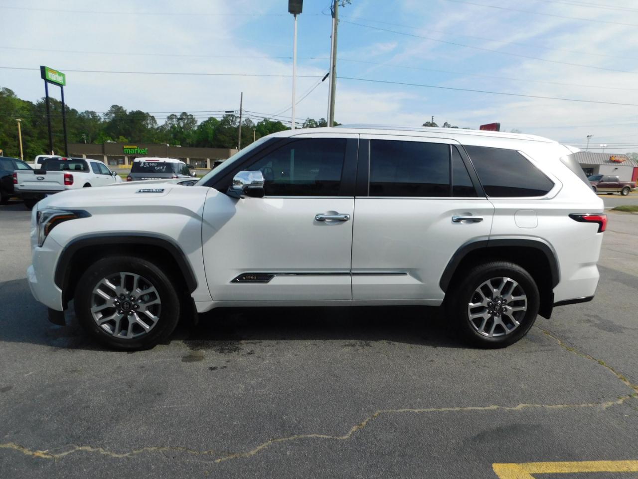 Toyota Sequoia  2026