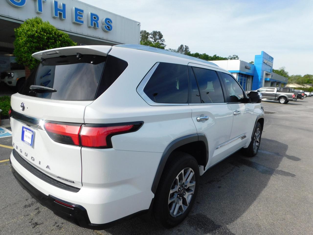 Toyota Sequoia  2026