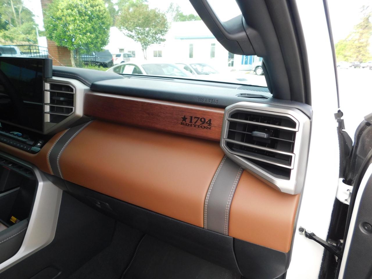 Toyota Sequoia  2026