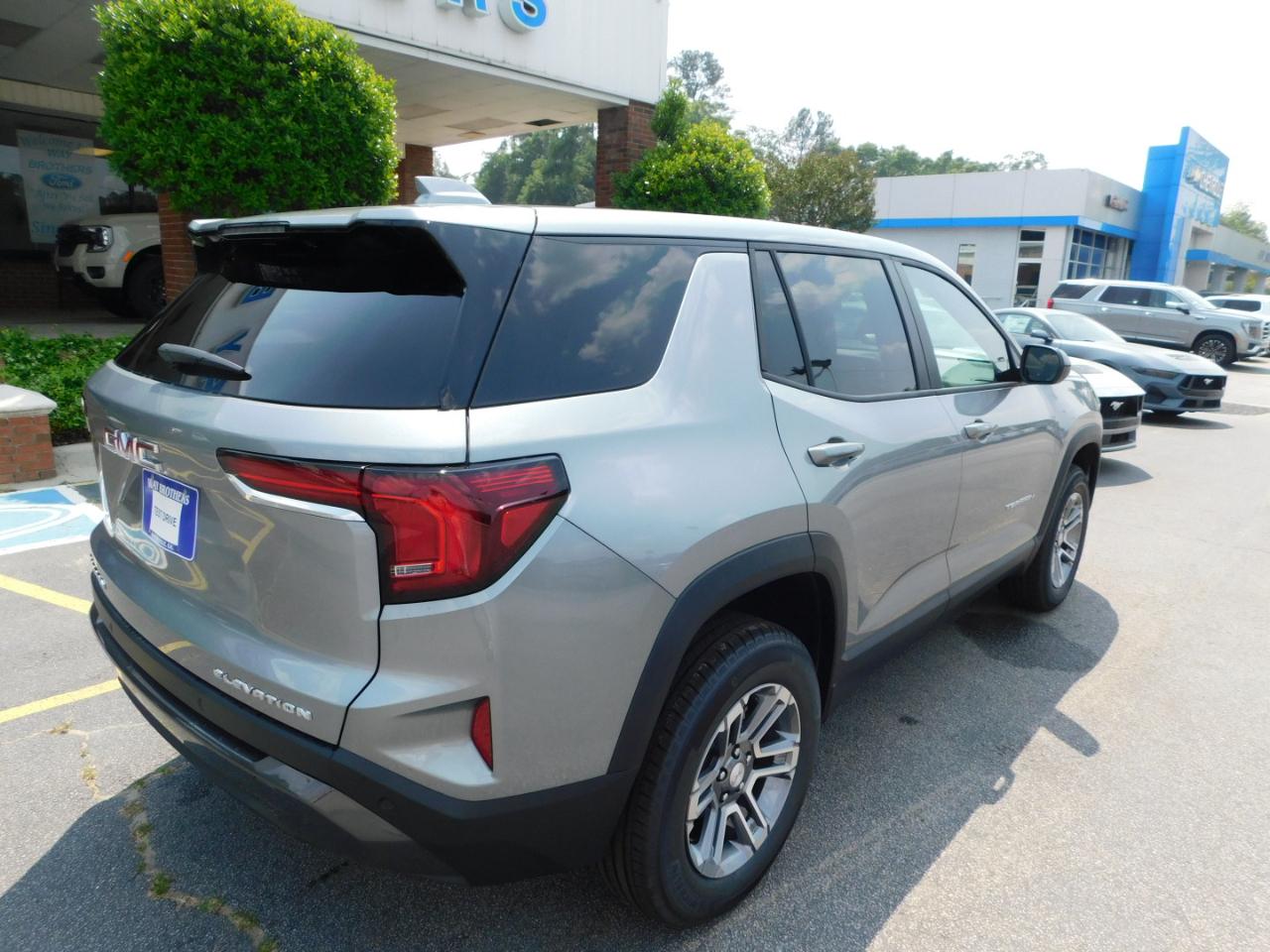 GMC Terrain FWD 4dr Elevation 2026