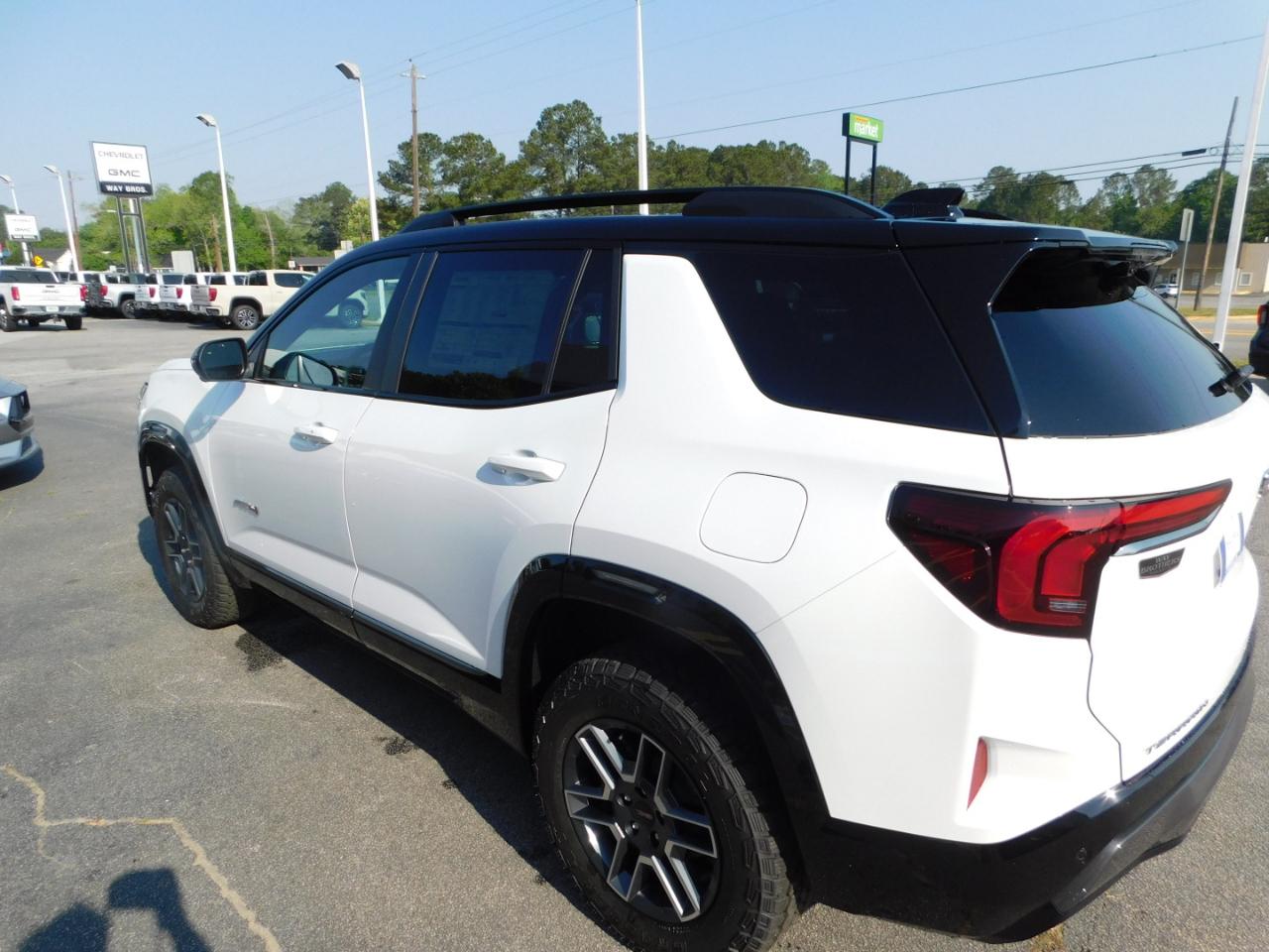 GMC Terrain AWD 4dr AT4 2026