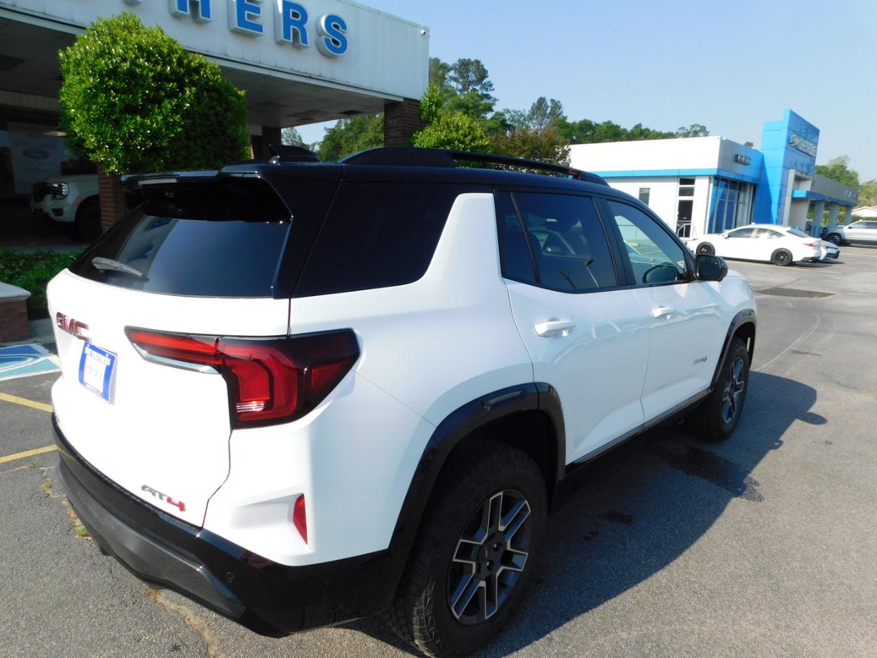 GMC Terrain AWD 4dr AT4 2026