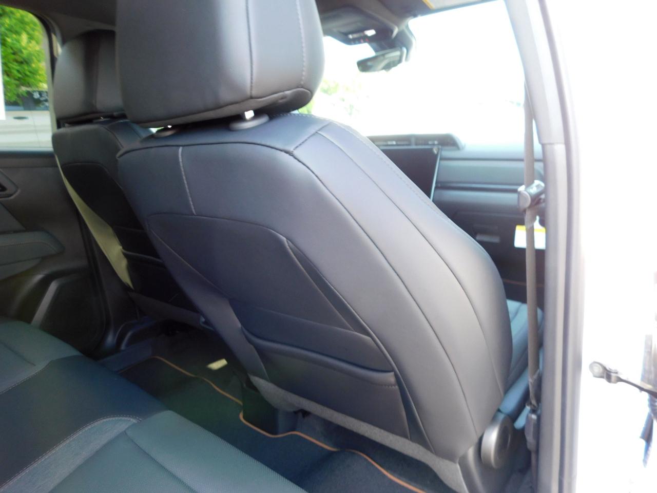 GMC Terrain AWD 4dr AT4 2026