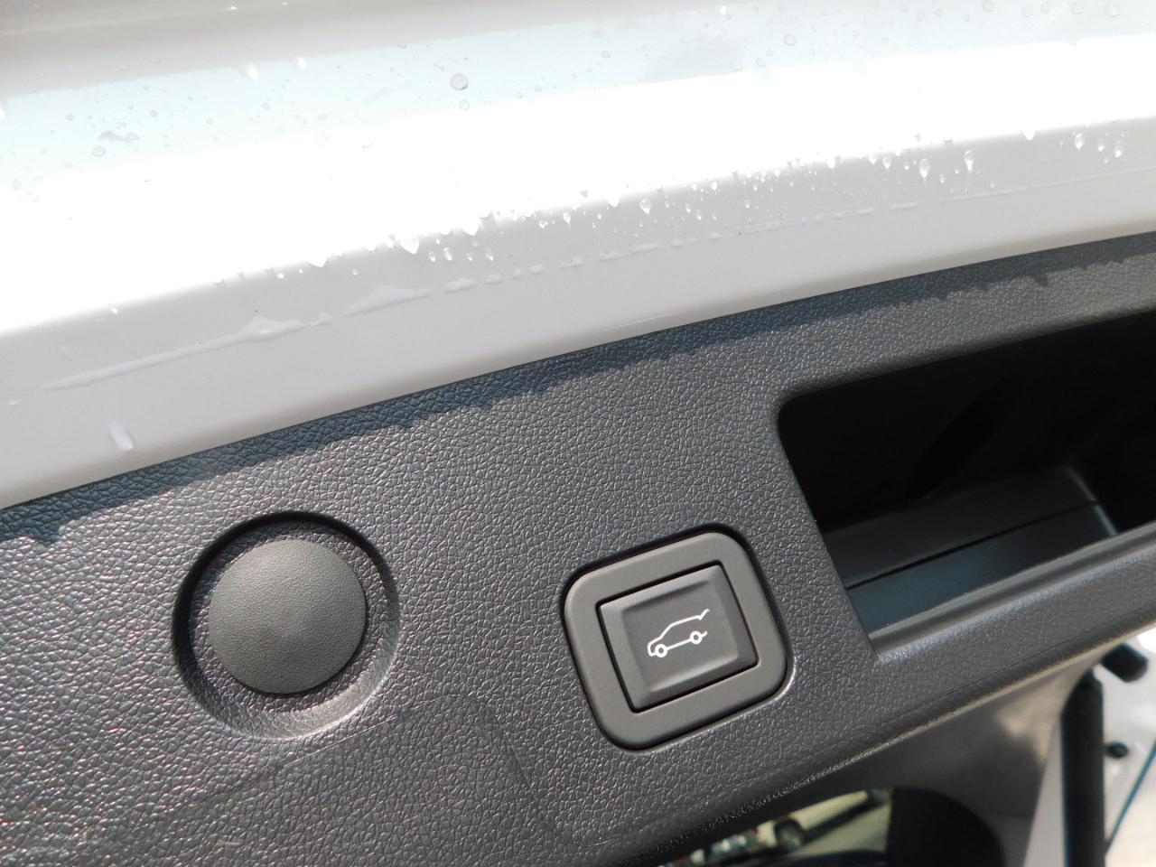 GMC Terrain AWD 4dr AT4 2026