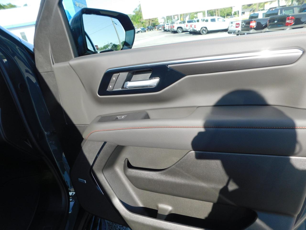 Chevrolet Tahoe 2WD 4dr RST 2026