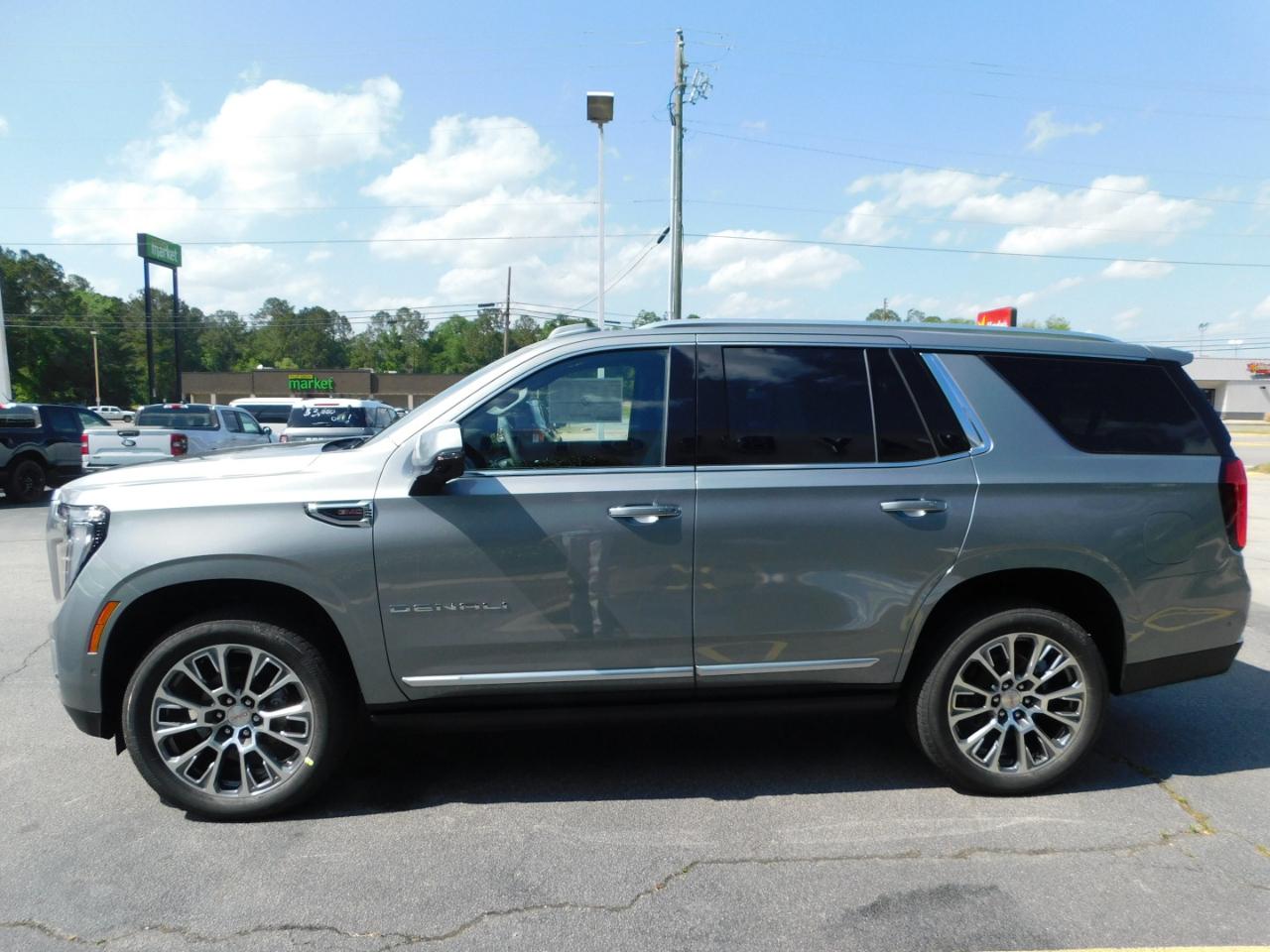 GMC Yukon 2WD 4dr Denali 2026
