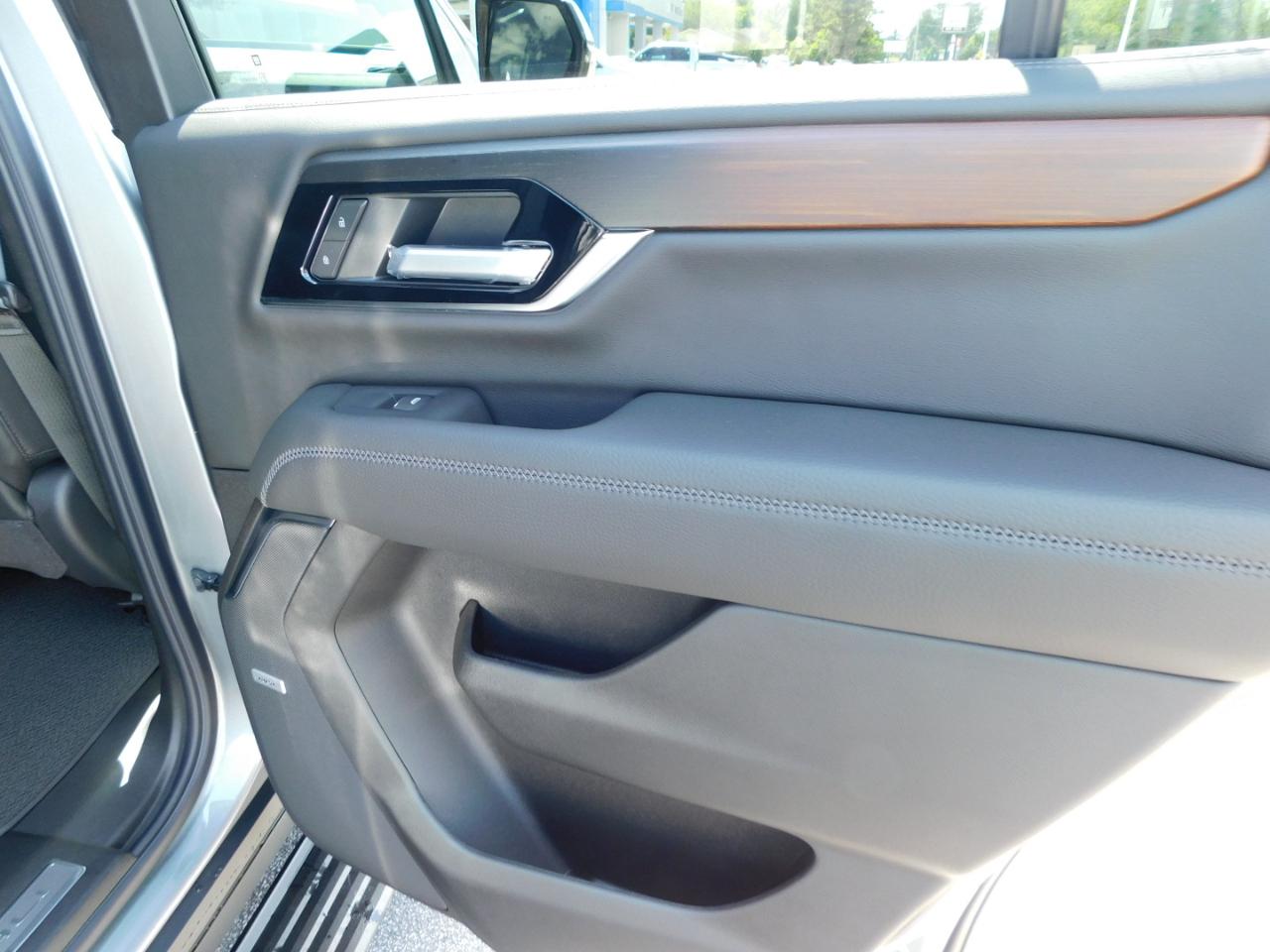 GMC Yukon 2WD 4dr Denali 2026