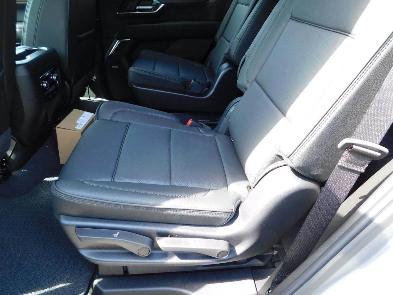 GMC Yukon 2WD 4dr Denali 2026