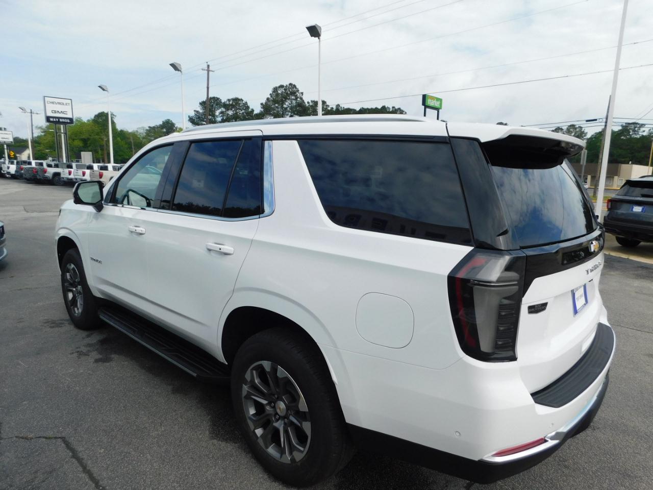Chevrolet Tahoe 2WD 4dr LT 2026