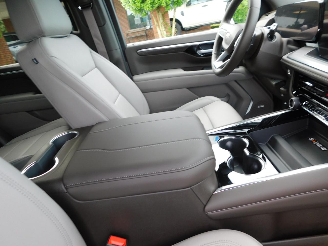 Chevrolet Tahoe 2WD 4dr LT 2026