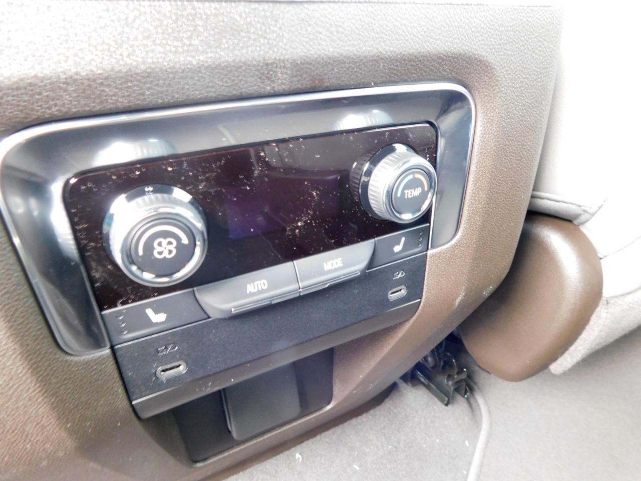 Chevrolet Tahoe 2WD 4dr LT 2026