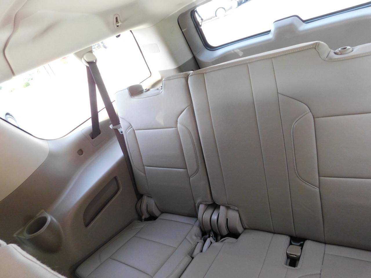 Chevrolet Suburban 2WD 4dr 1500 LT 2018