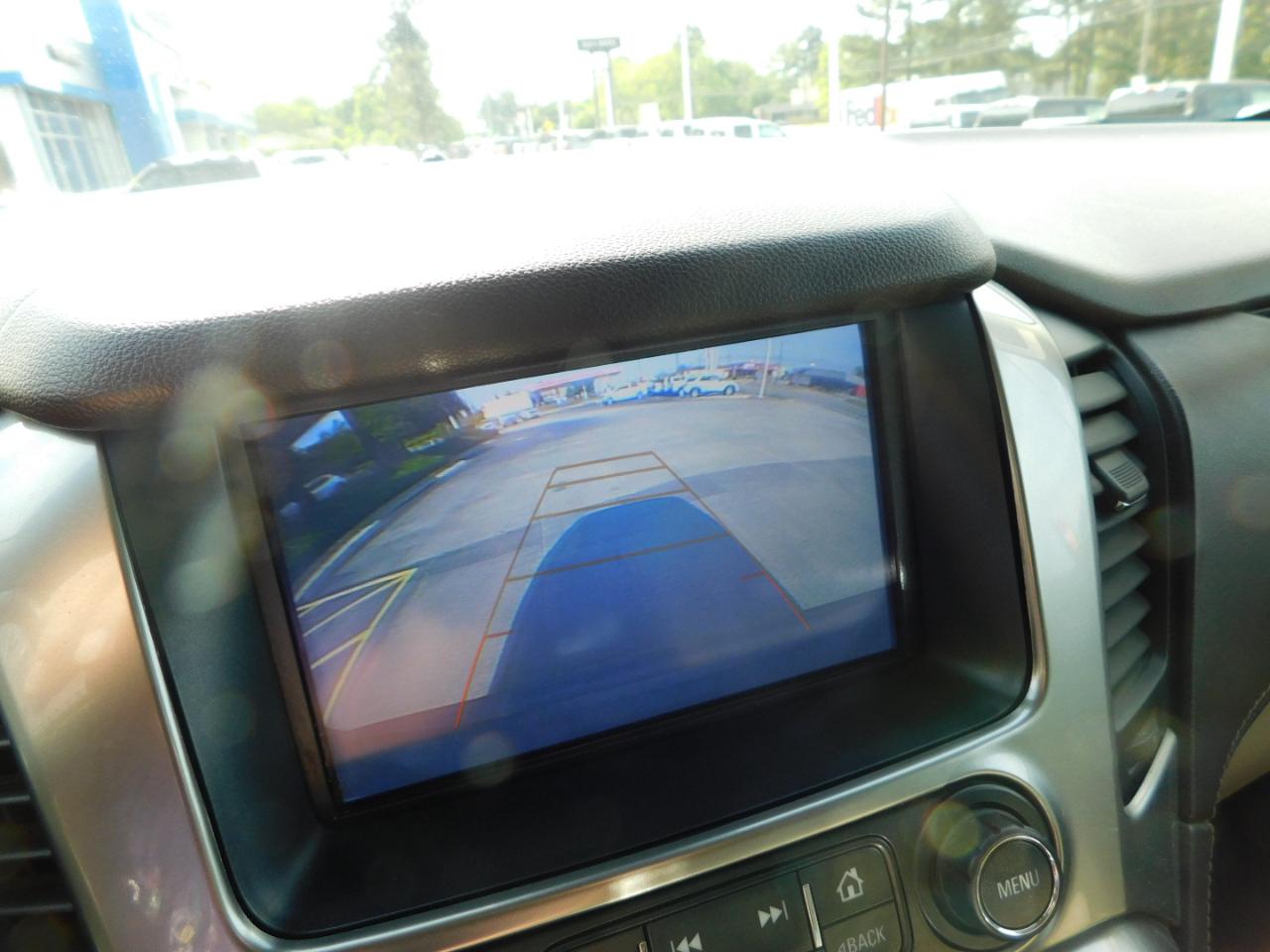 Chevrolet Suburban 2WD 4dr 1500 LT 2018