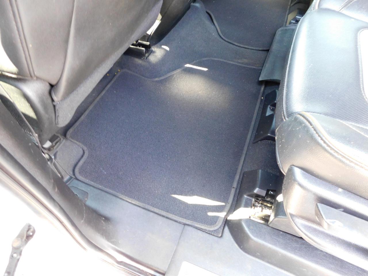 GMC Yukon XL 4WD 4dr AT4 2021