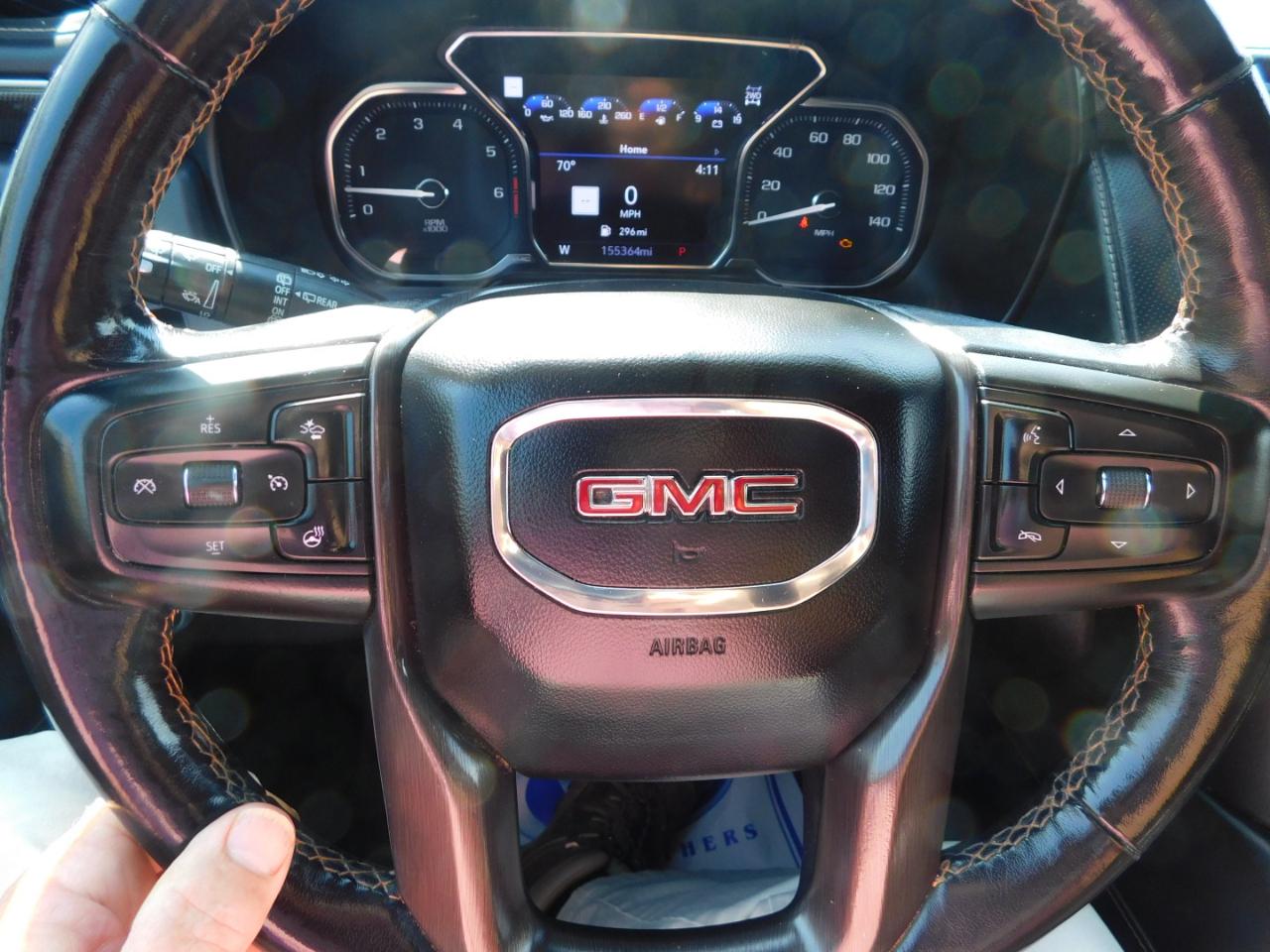 GMC Yukon XL 4WD 4dr AT4 2021