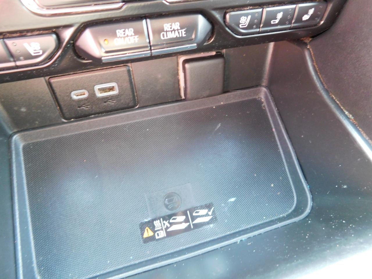 GMC Yukon XL 4WD 4dr AT4 2021