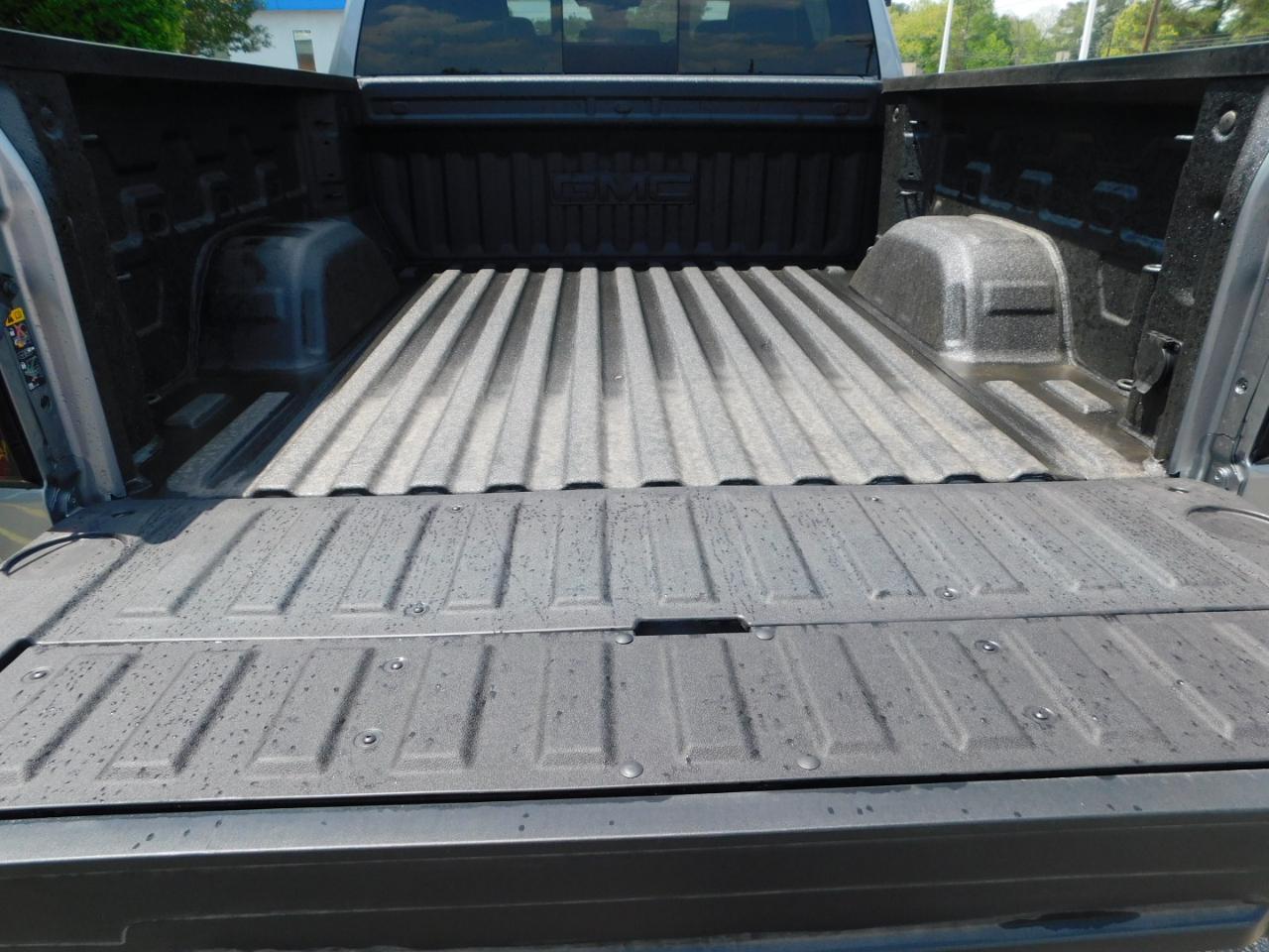 GMC Sierra 1500 4WD Crew Cab 147" AT4X 2026