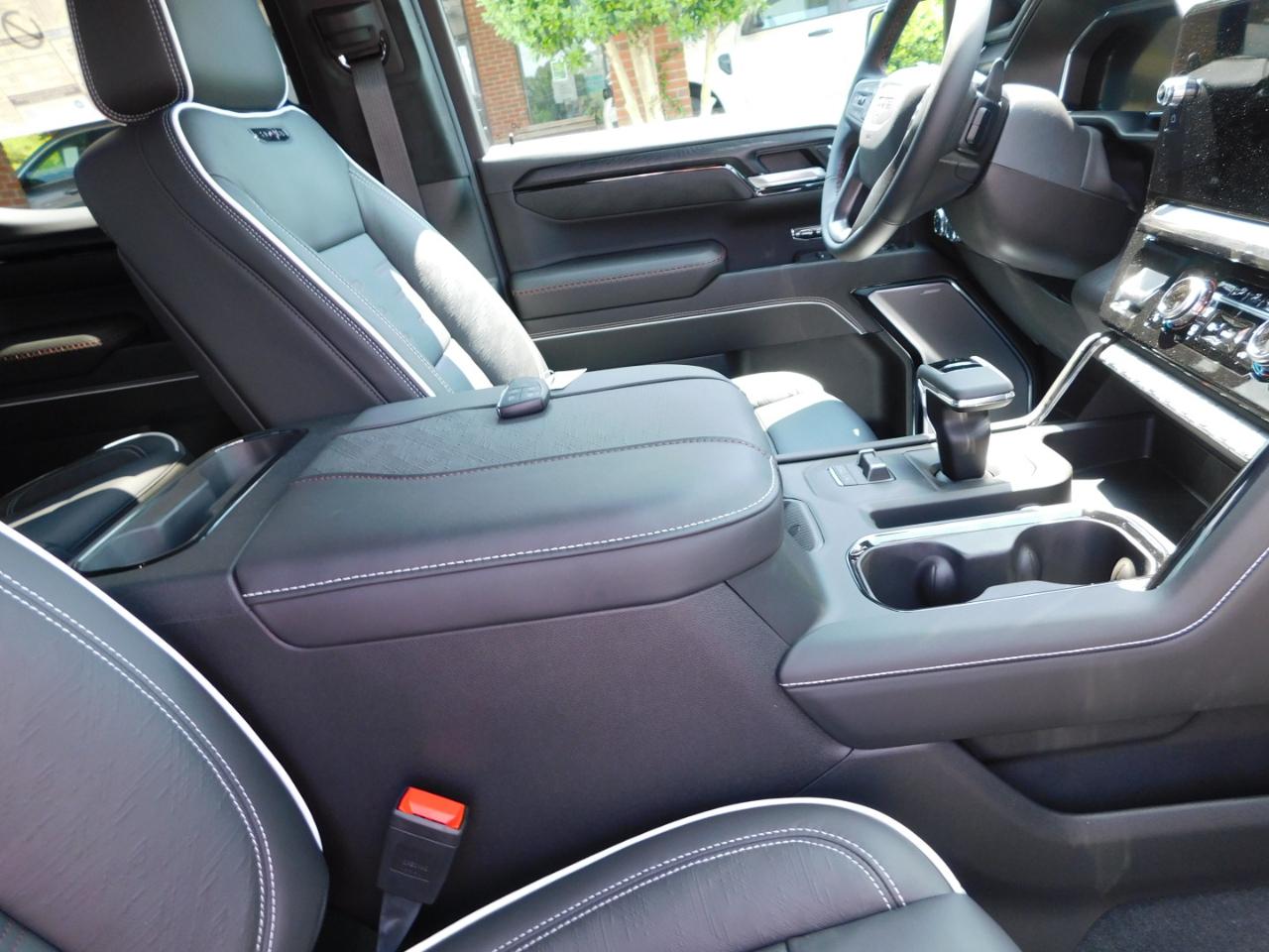 GMC Sierra 1500 4WD Crew Cab 147" AT4X 2026