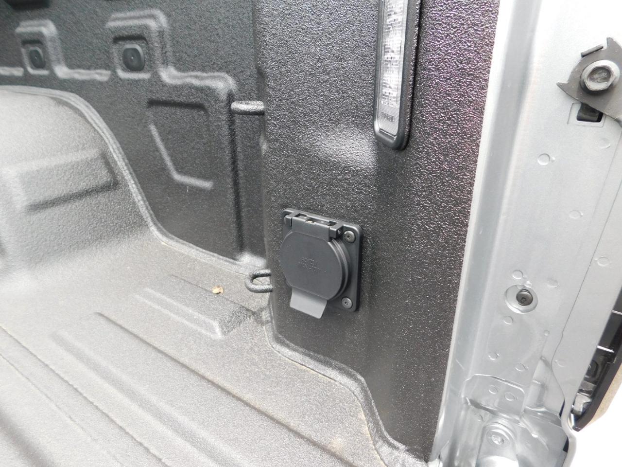 GMC Sierra 1500 4WD Crew Cab 147" AT4X 2026
