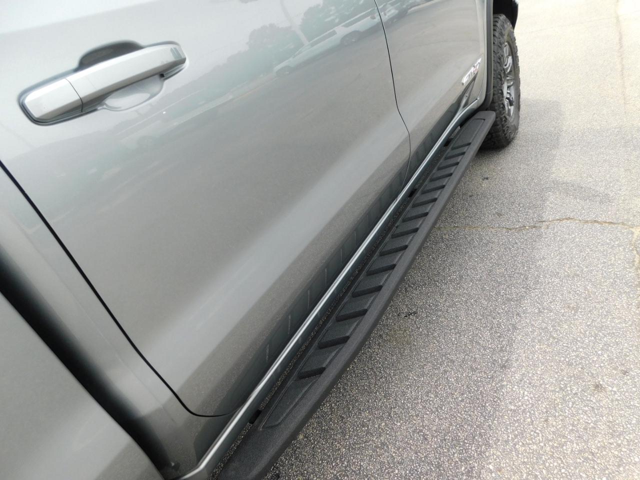 GMC Sierra 1500 4WD Crew Cab 147" AT4X 2026
