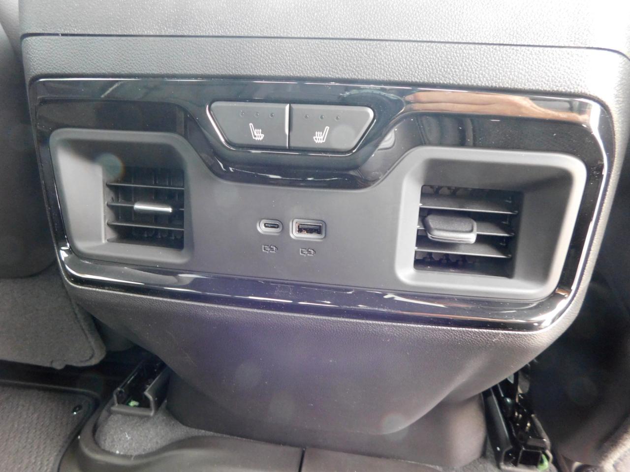 GMC Sierra 1500 4WD Crew Cab 147" AT4X 2026