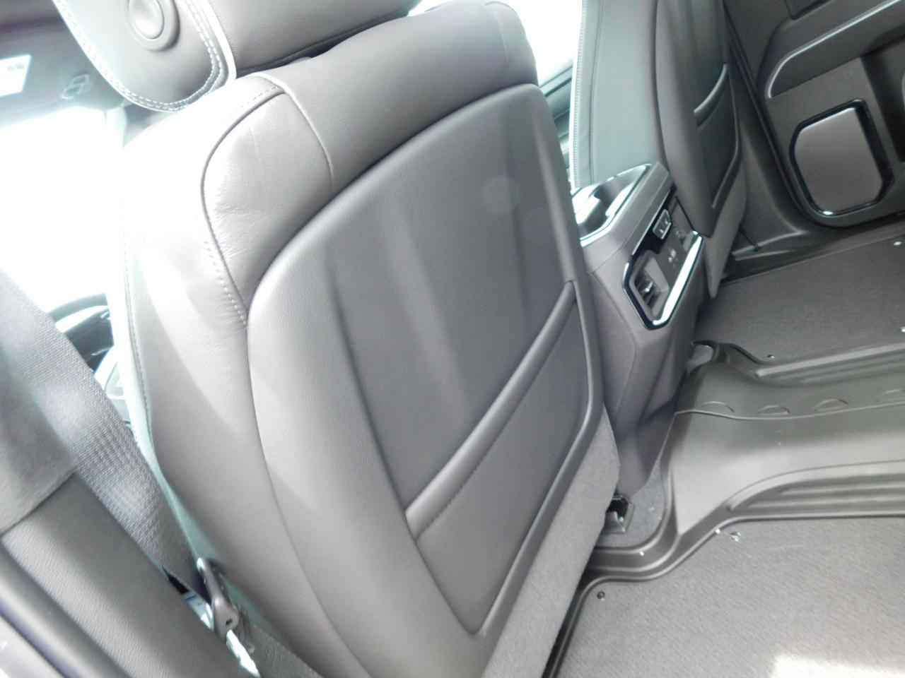 GMC Sierra 1500 4WD Crew Cab 147" AT4X 2026