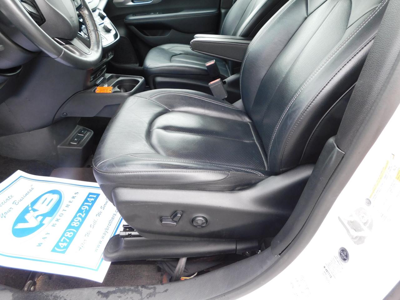 Chrysler Pacifica Touring L Plus FWD 2019