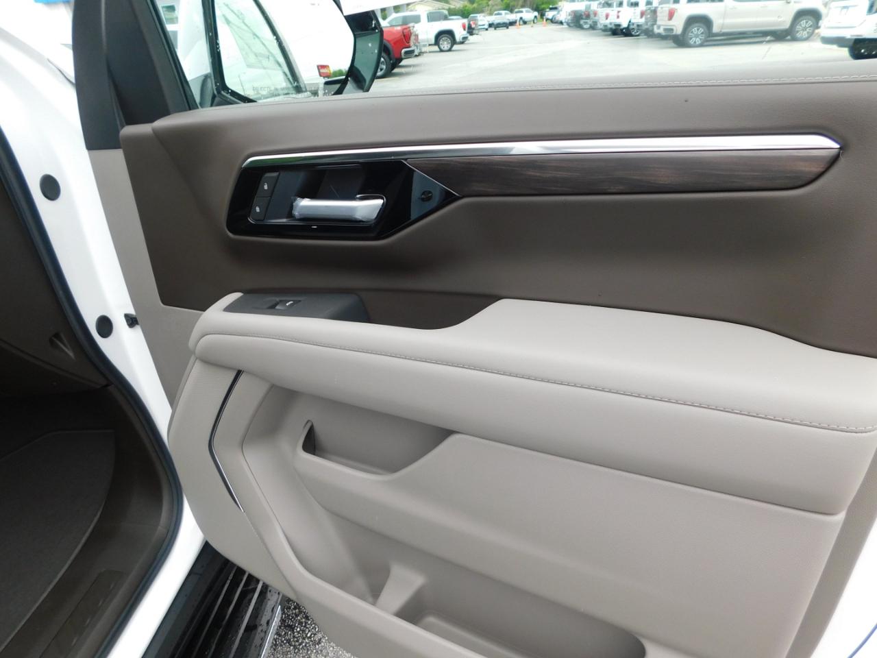 Chevrolet Tahoe 2WD 4dr LS 2026