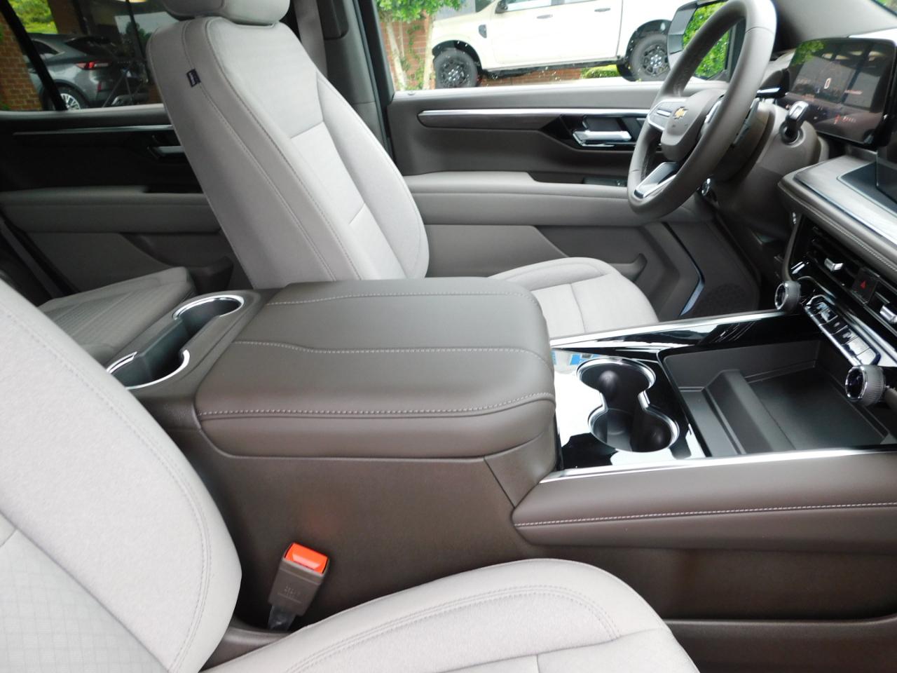Chevrolet Tahoe 2WD 4dr LS 2026