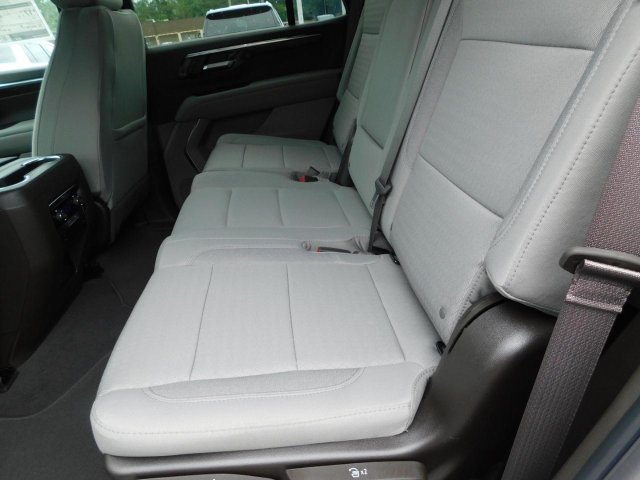 Chevrolet Tahoe 2WD 4dr LS 2026