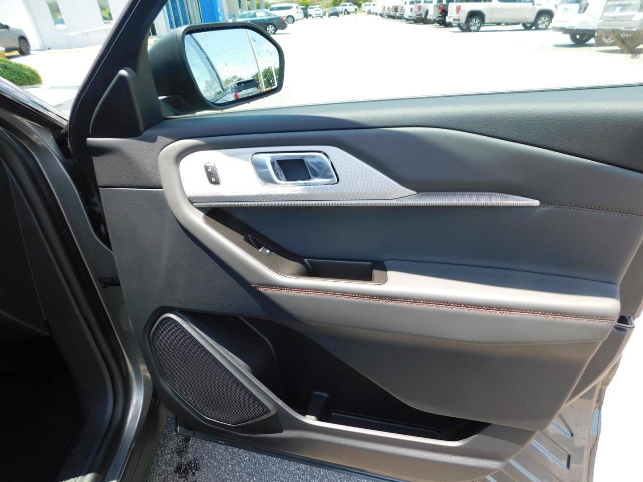 Ford Explorer Active RWD 2026