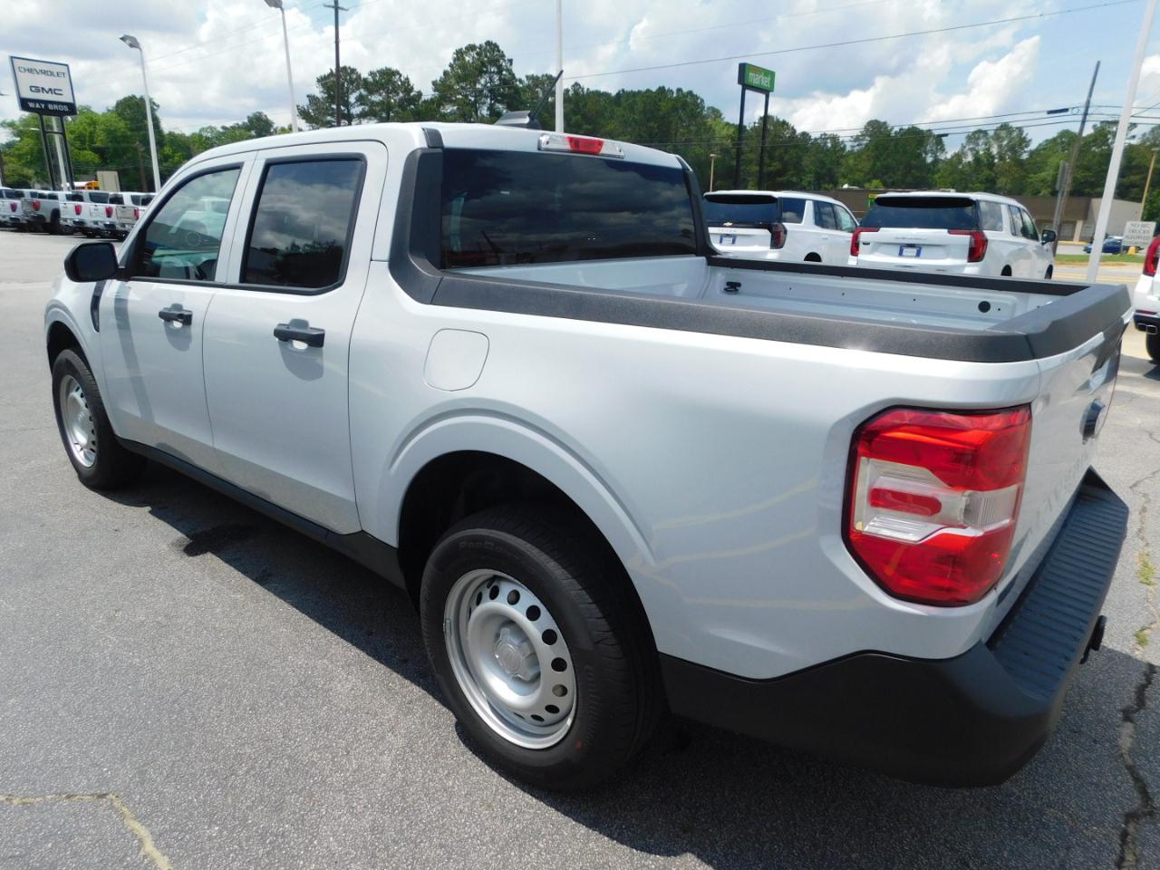 Ford Maverick XL FWD SuperCrew 2026