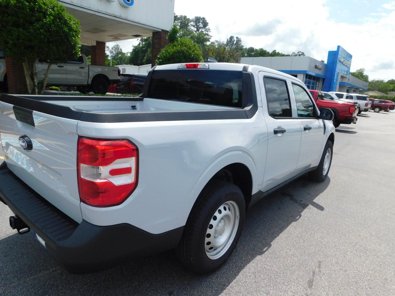 Ford Maverick XL FWD SuperCrew 2026