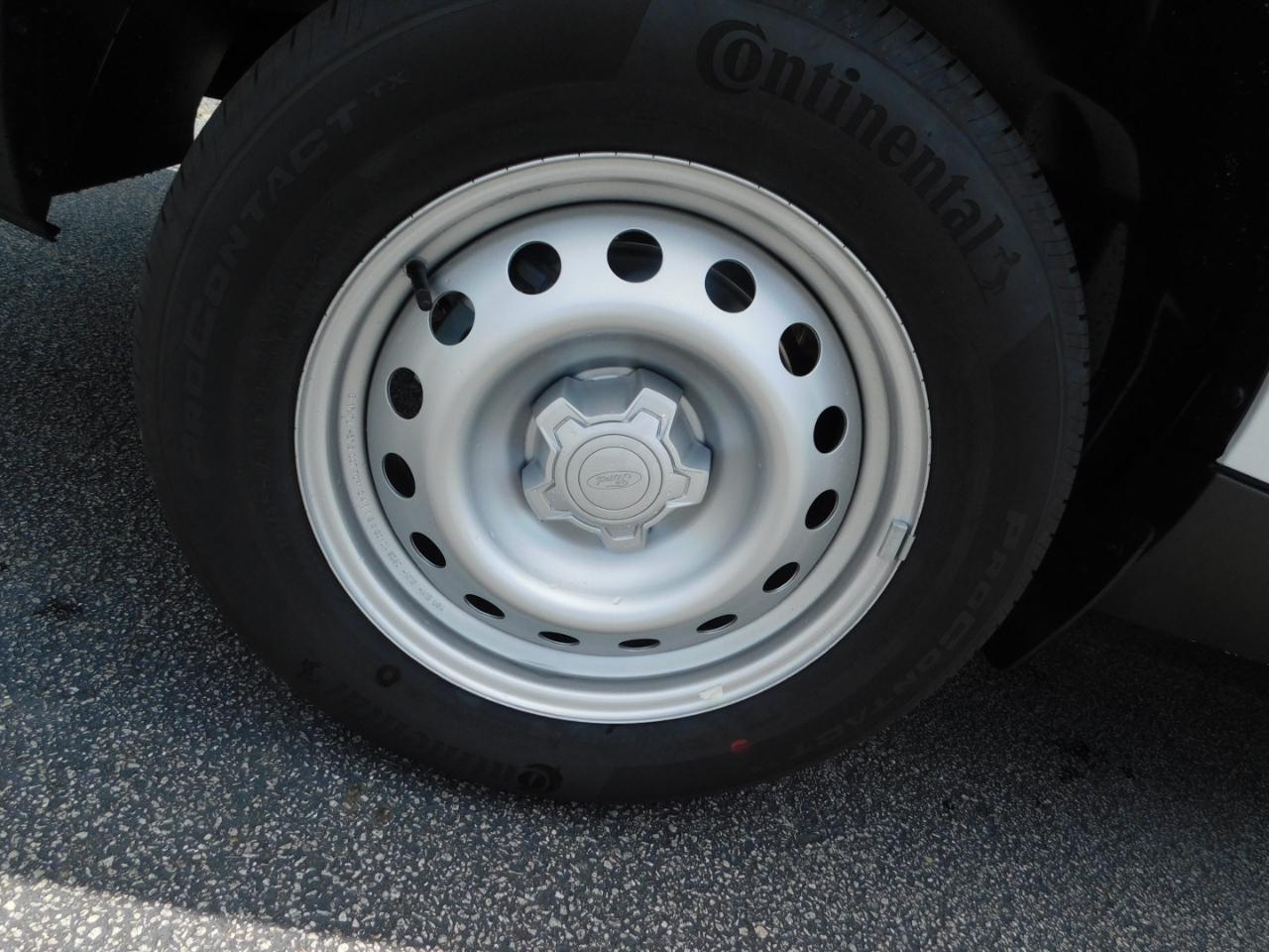 Ford Maverick XL FWD SuperCrew 2026