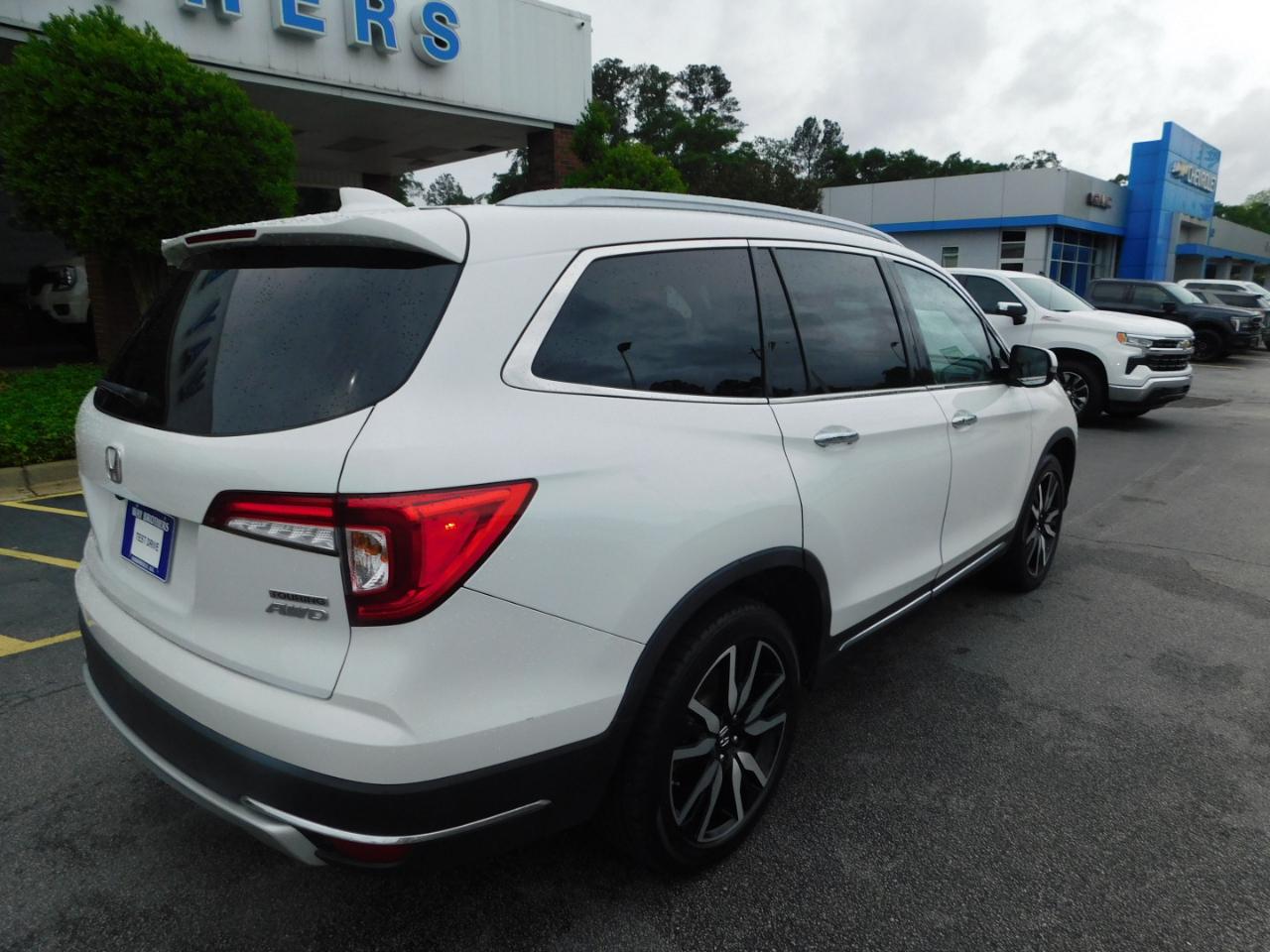 Honda Pilot Touring 7-Passenger AWD 2022