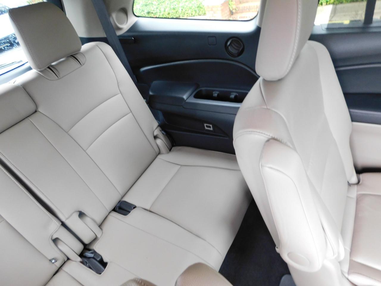 Honda Pilot Touring 7-Passenger AWD 2022